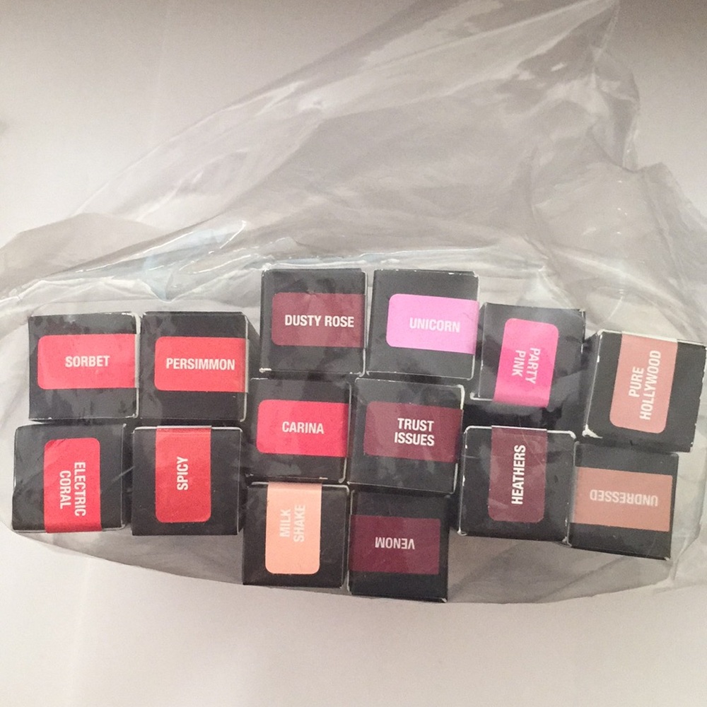 14 assorted new Anastasia liquid lipsticks.